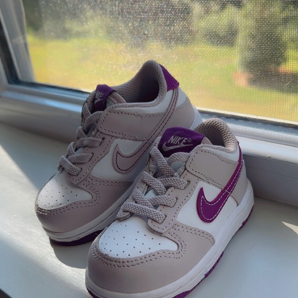 Nike Kids Sneakers - White and Purple